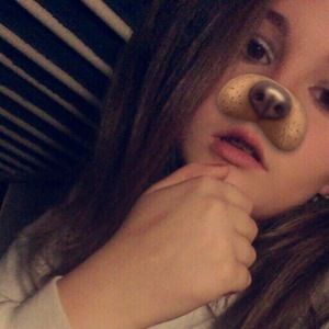 Meet your Posher, Abby